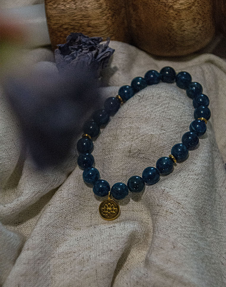 NEMESIS ┃Bracelet en Apatite Bleue